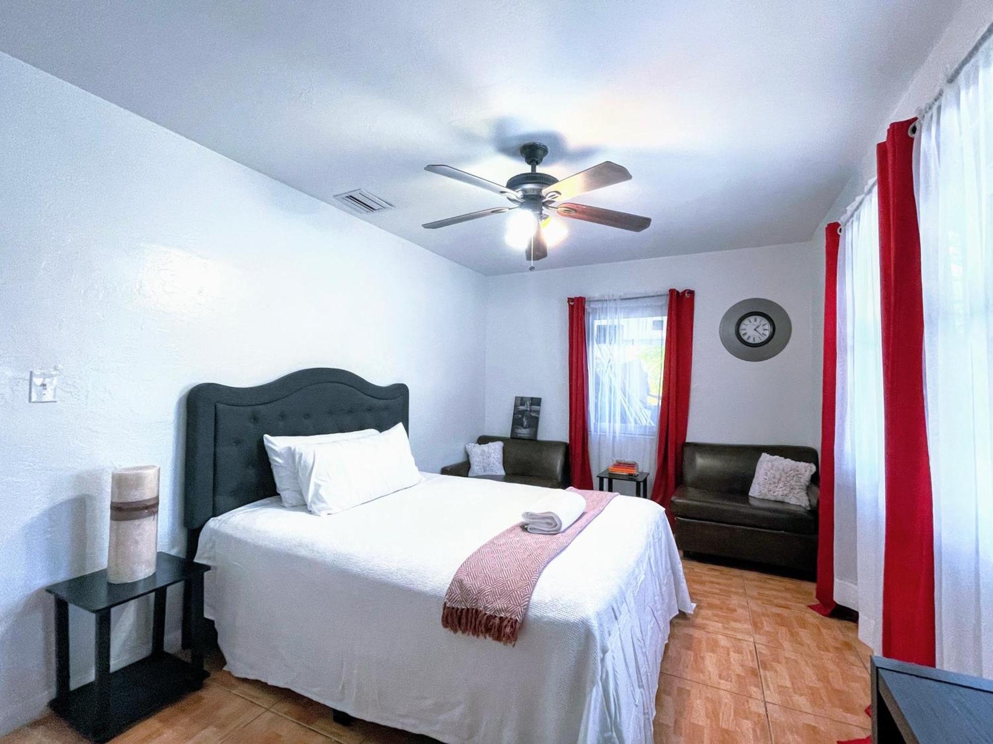 Akeyi Miami305 Private Bedrooms ภายนอก รูปภาพ